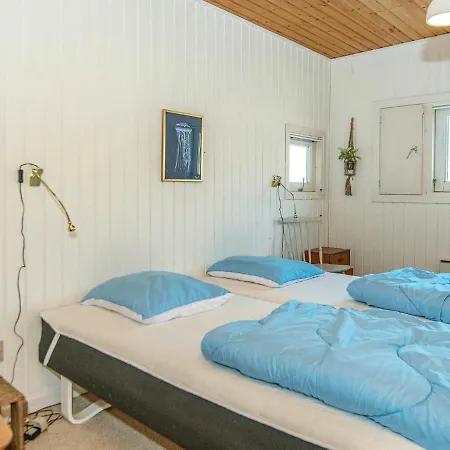 Holiday Blaklokkevej Holiday home